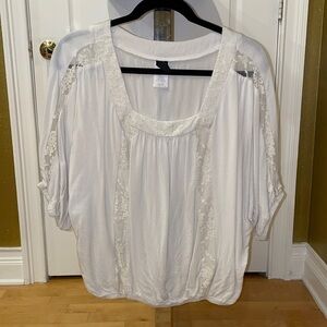 Women’s Wrapper Lace and Floral Inset Blouse Top